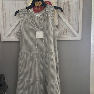 Nwt beach lunch lounge Striped Green and white dress free straw earrings